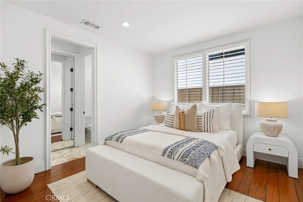 1943 Port Provence Place, Newport Beach, CA 92660