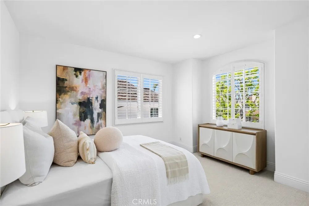 1943 Port Provence Place, Newport Beach, CA 92660