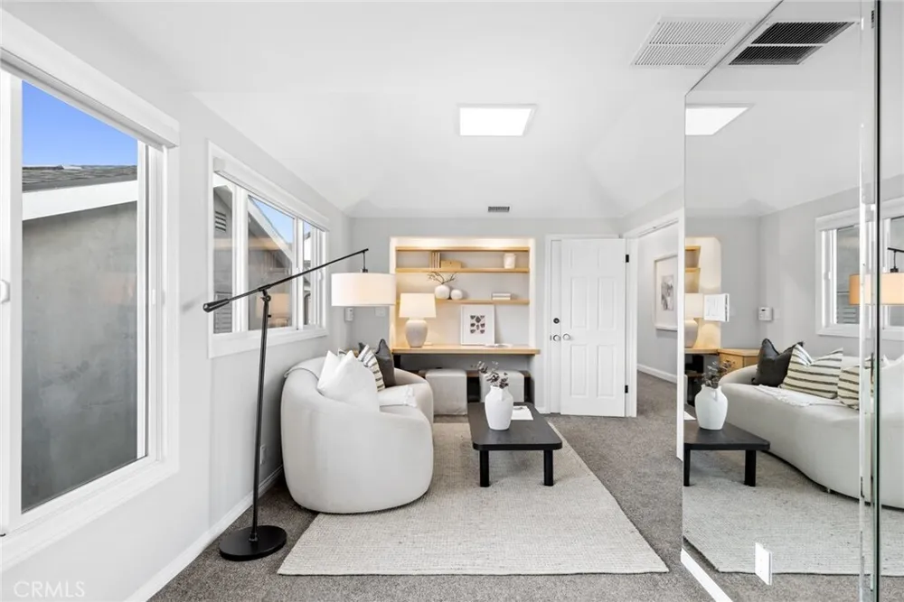 2117 Miramar Dr, Newport Beach, CA 92661