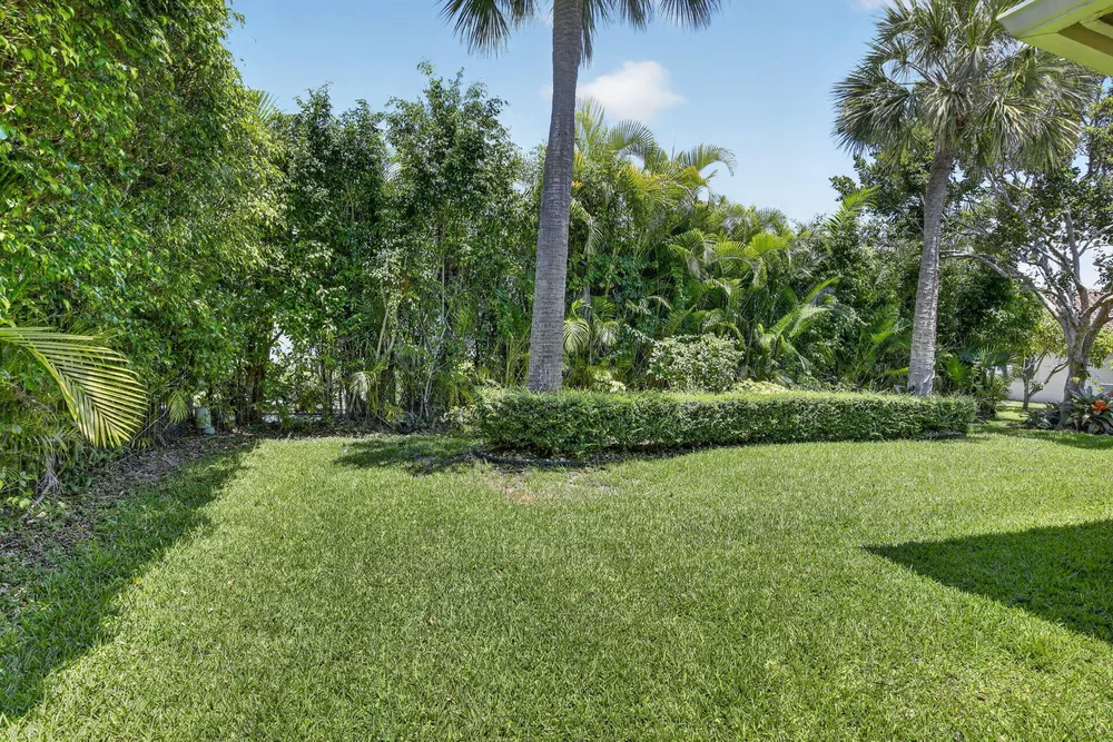 2483 Eagle Watch Ct, Weston, FL 33327