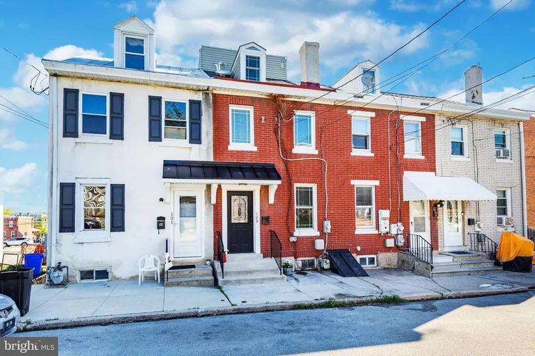 129 W 6th St, Bridgeport, PA 19405