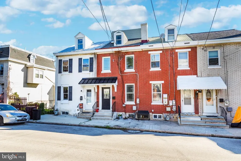 129 W 6th St, Bridgeport, PA 19405