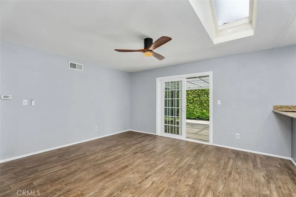 1566 Corsica Pl, Costa Mesa, CA 92626