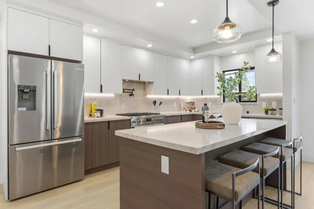 2464 Carolina Ave, Redwood City, CA 94061