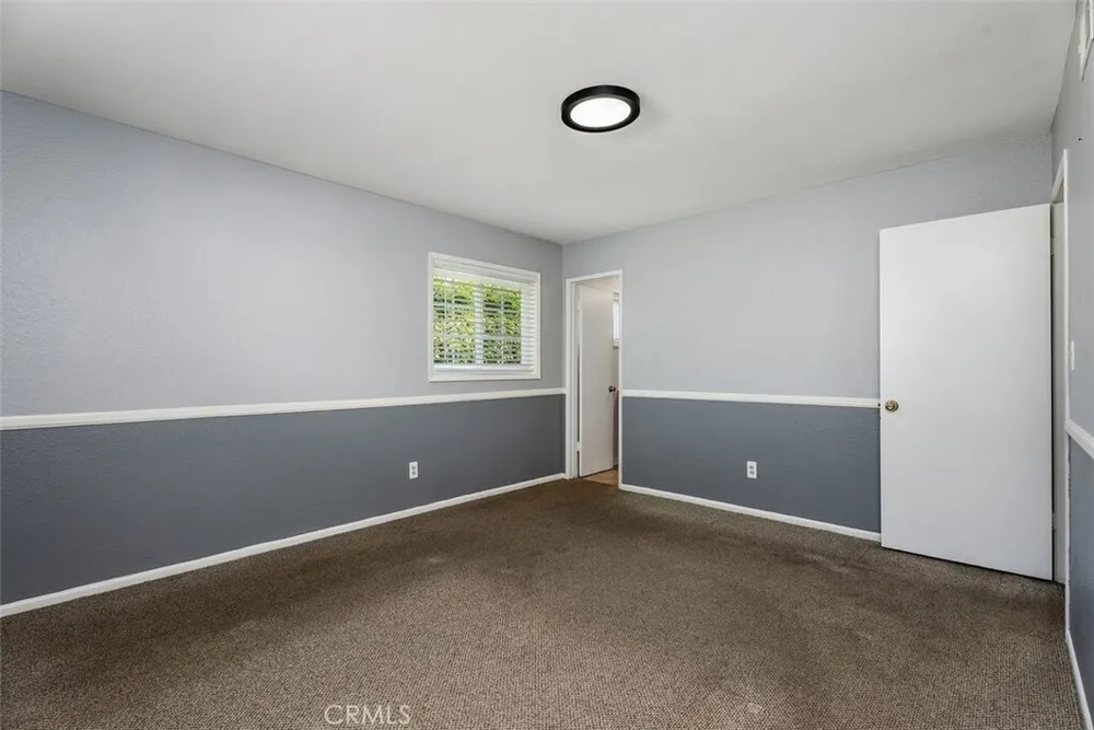 1566 Corsica Pl, Costa Mesa, CA 92626