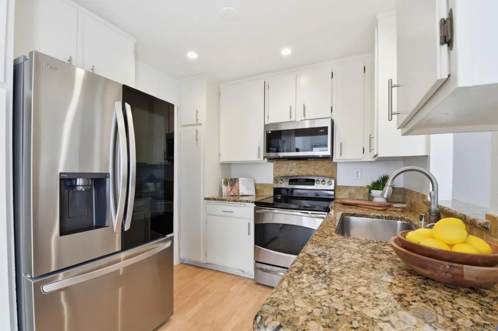 39 Saint James Ct, Daly City, CA 94015