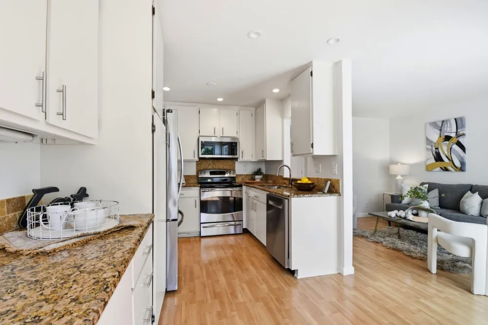 39 Saint James Ct, Daly City, CA 94015