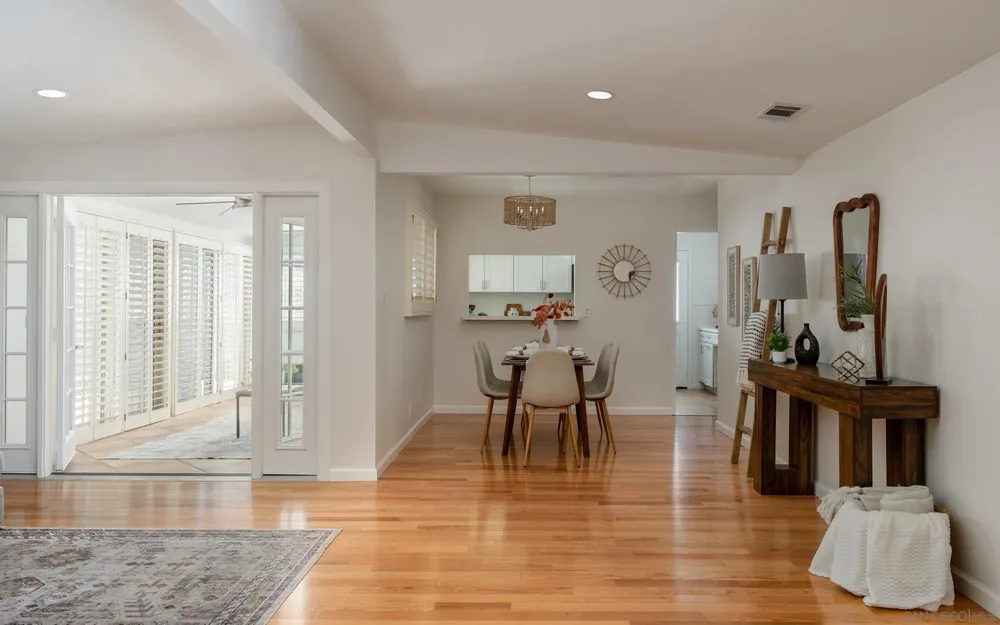 4549 Lyric Ln, San Diego, CA 92117