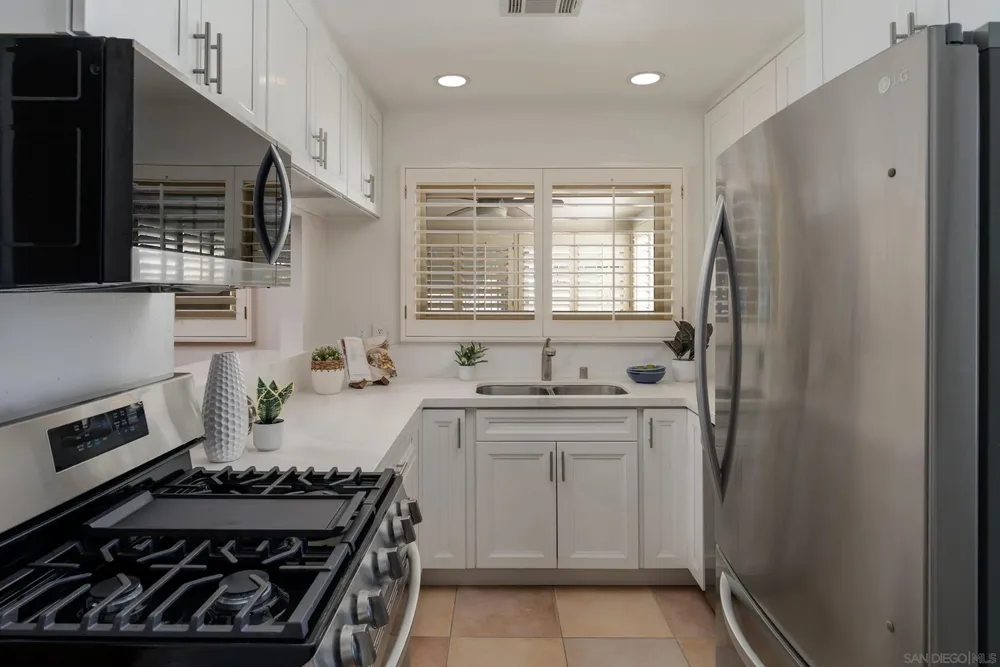 4549 Lyric Ln, San Diego, CA 92117