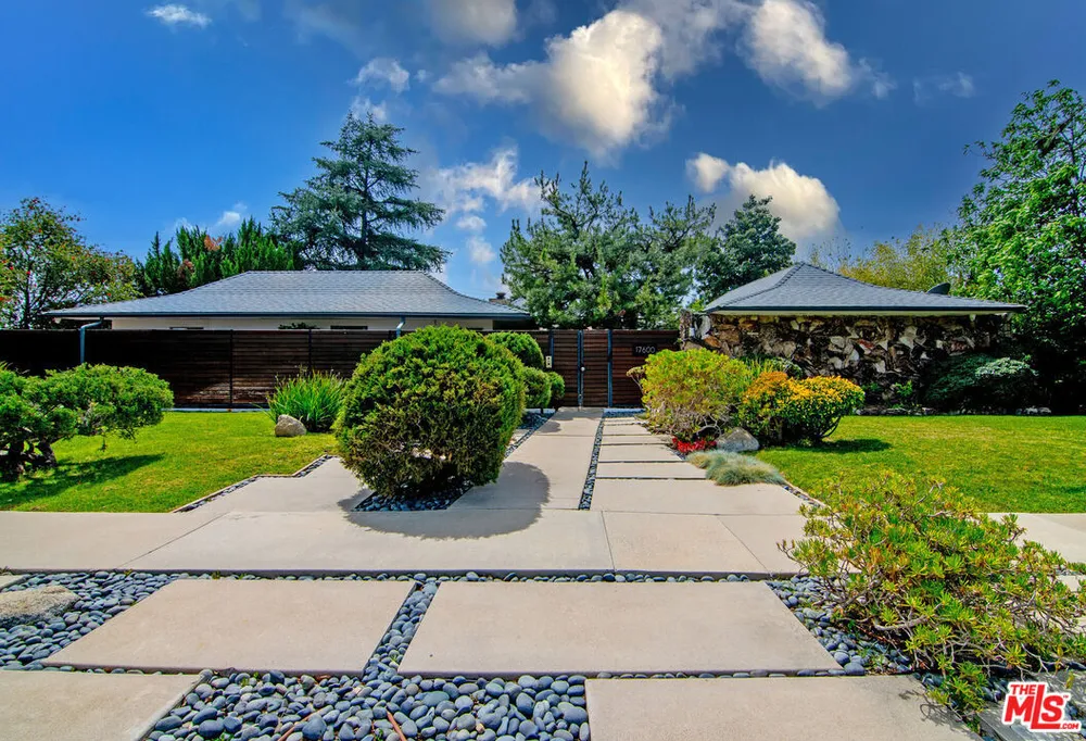 17600 Lemarsh St, Northridge, CA 91325