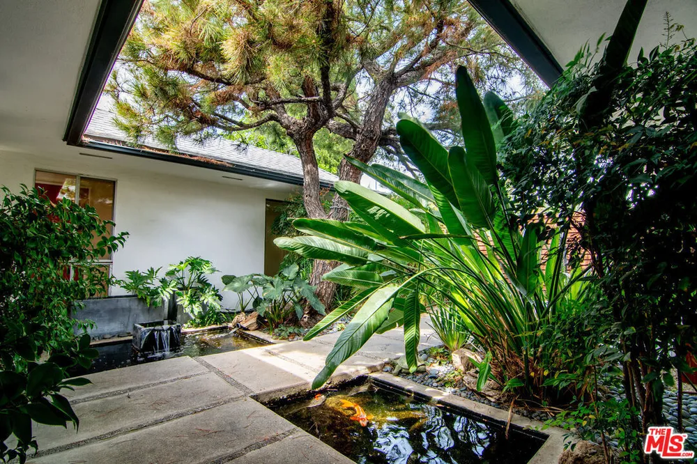 17600 Lemarsh St, Northridge, CA 91325