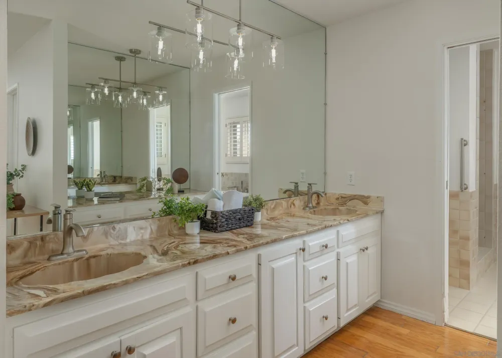 4549 Lyric Ln, San Diego, CA 92117