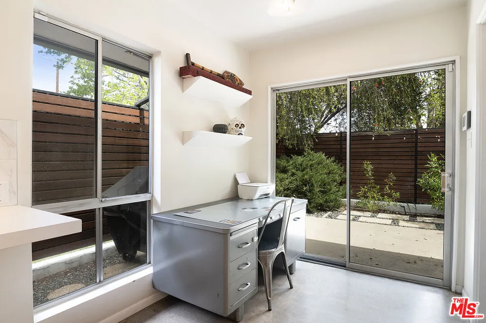 17600 Lemarsh St, Northridge, CA 91325
