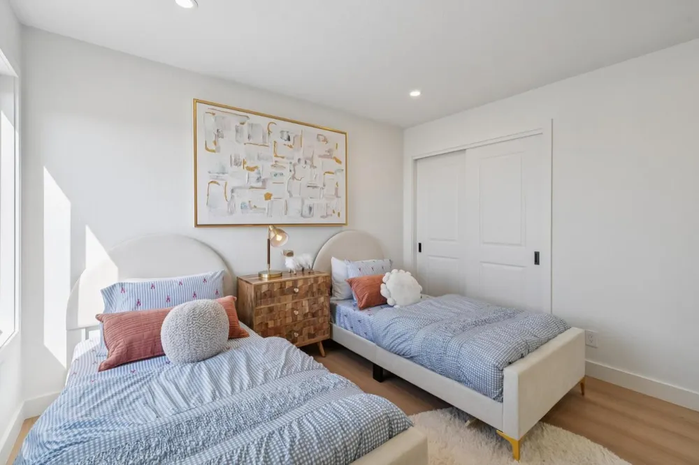 73 Alexander Ave, Daly City, CA 94014