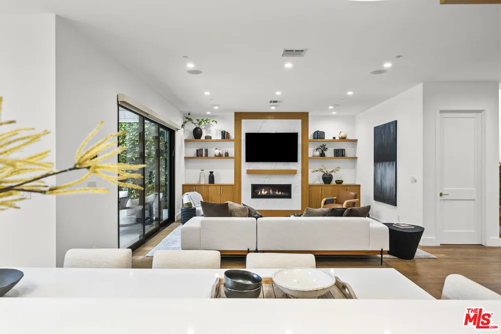 5314 Willis Ave, Sherman Oaks, CA 91411
