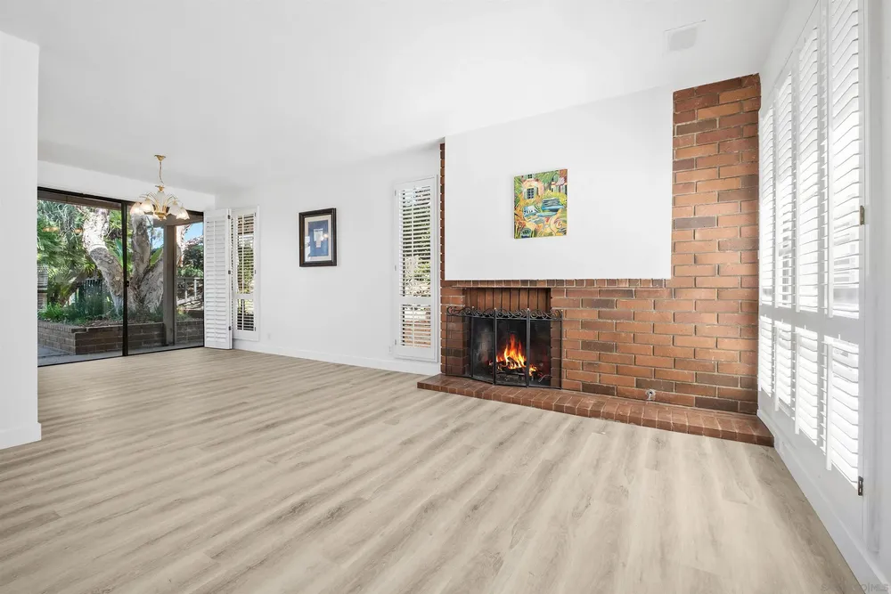 40 Canyon Ridge, Irvine, CA 92603