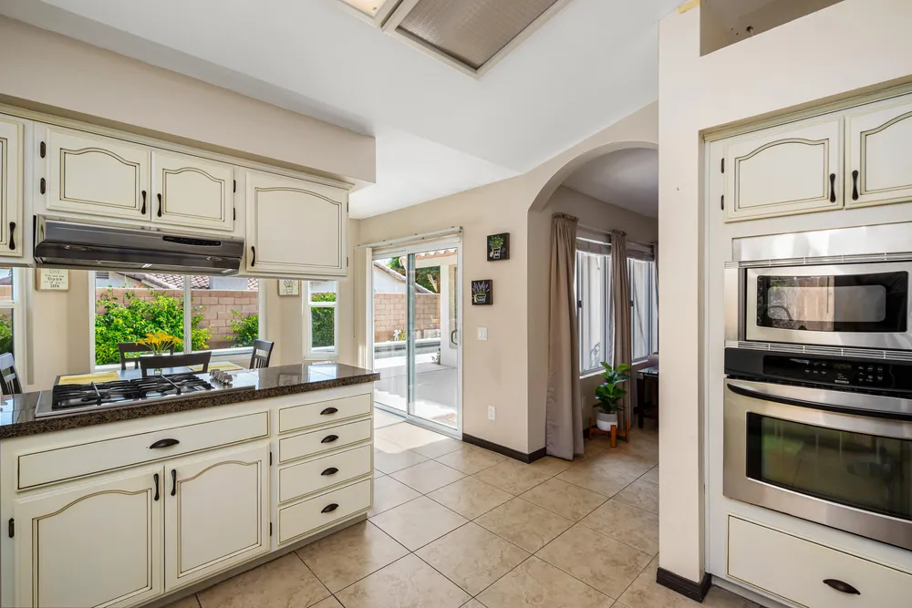 44120 Calico Circle, La Quinta, CA 92253