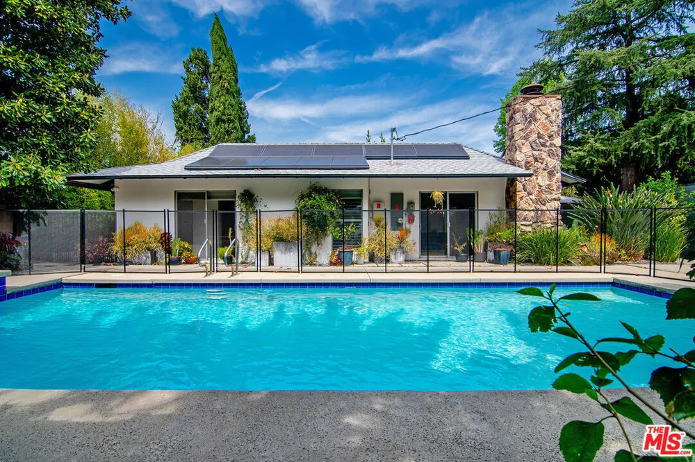 17600 Lemarsh St, Northridge, CA 91325