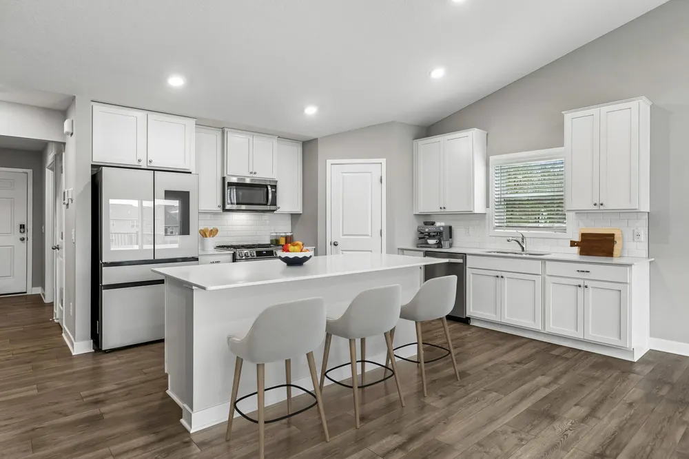 8261 Saddle Trail, Woodbury, MN 55129