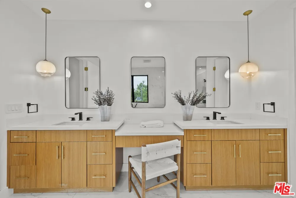 5314 Willis Ave, Sherman Oaks, CA 91411