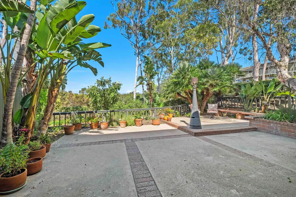 40 Canyon Ridge, Irvine, CA 92603