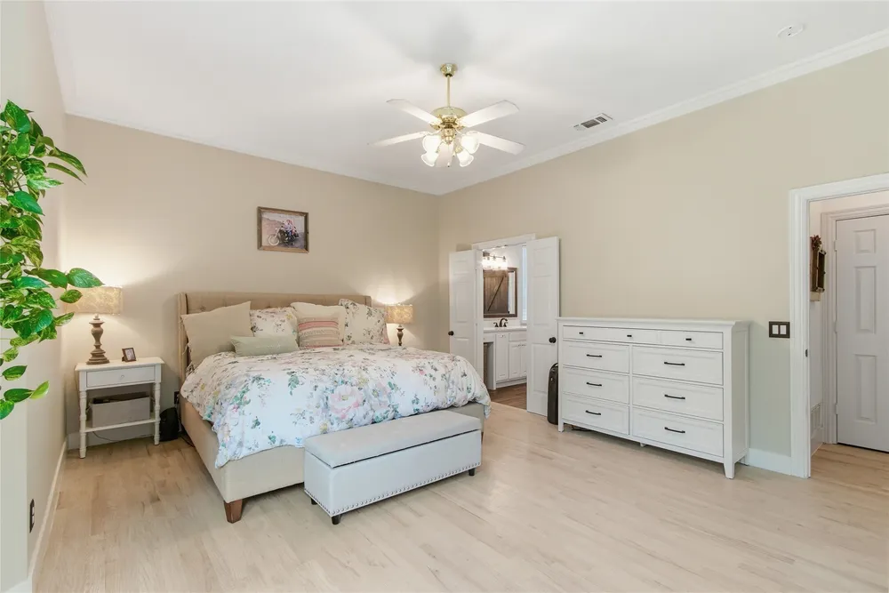4918 S Meadow Ridge Circle, McKinney, TX 75072