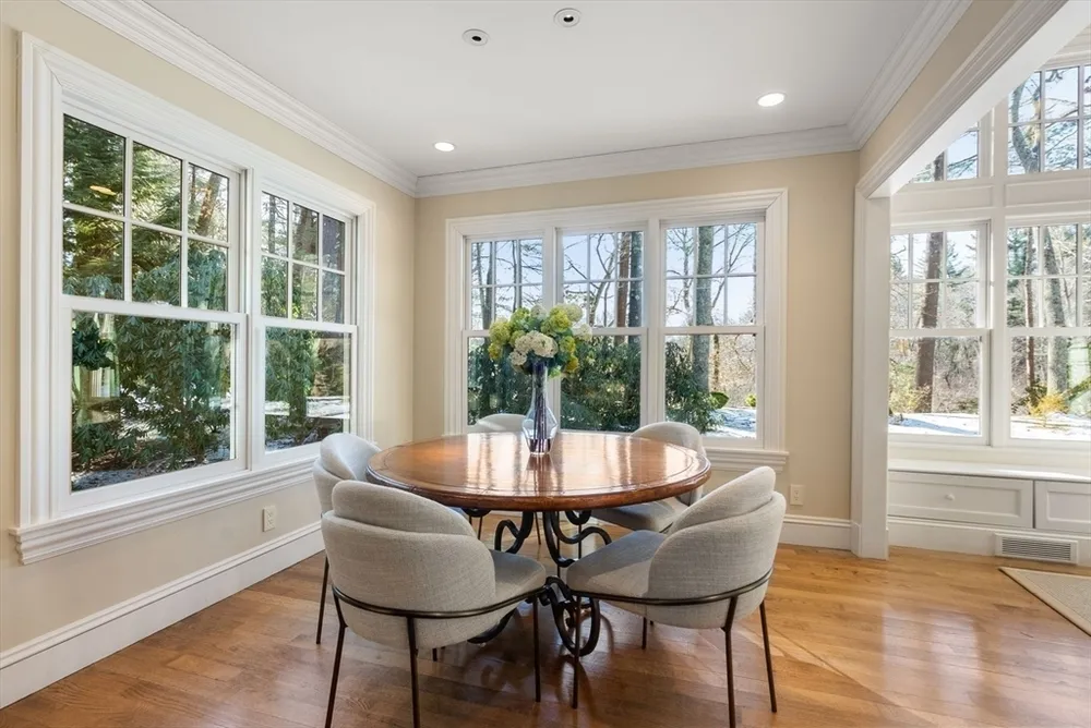 182 Winding River Rd, Wellesley, MA 02482