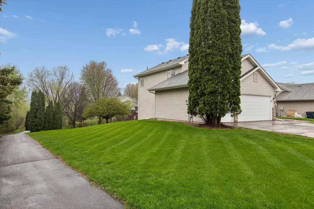 18769 Englewood Way, Farmington, MN 55024
