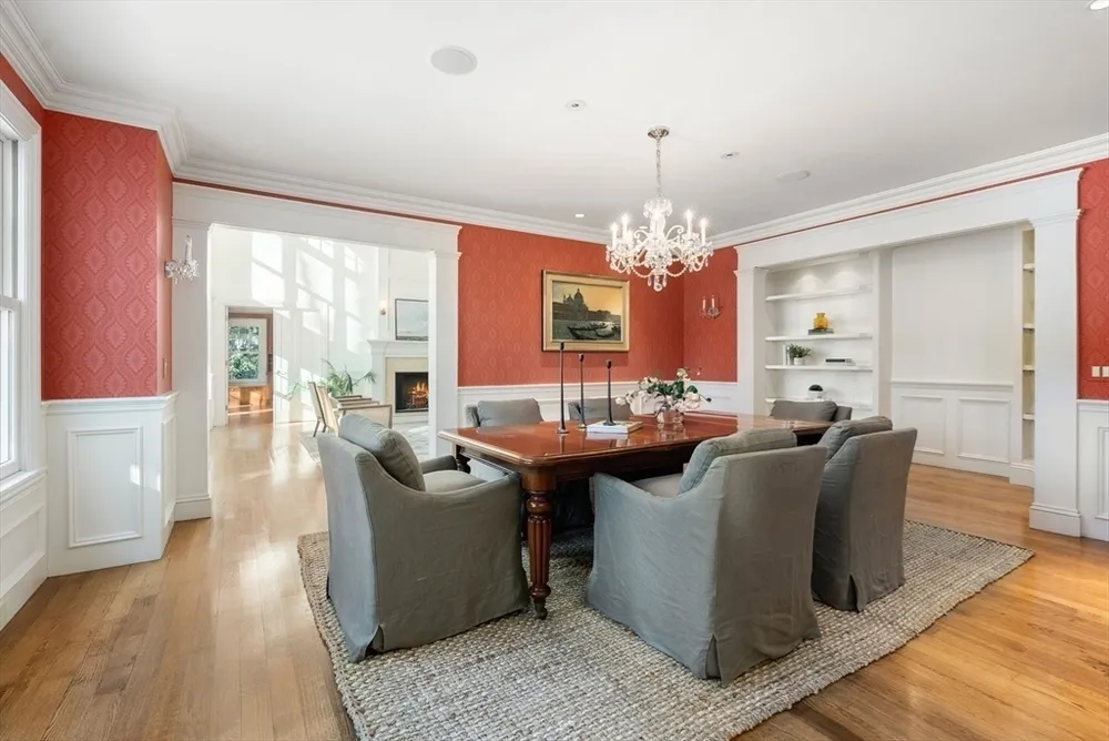 182 Winding River Rd, Wellesley, MA 02482