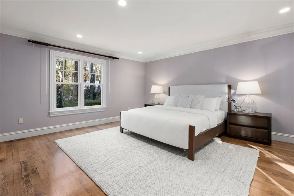 182 Winding River Rd, Wellesley, MA 02482