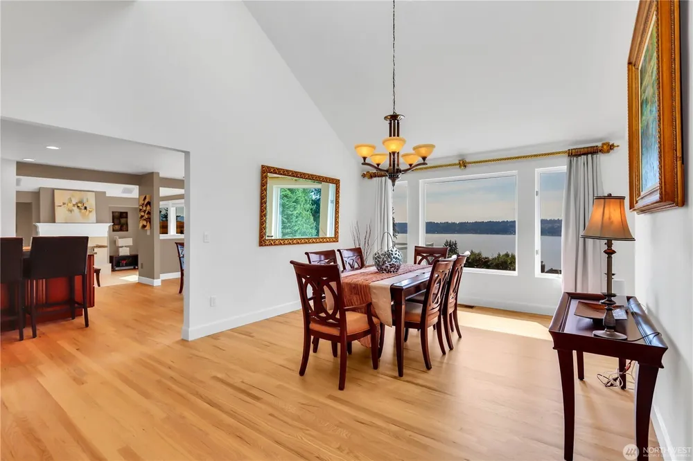 535 208th Ave NE, Sammamish, WA 98074