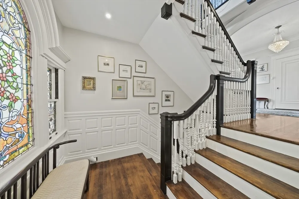 2 Florence St, Boston, MA 02131