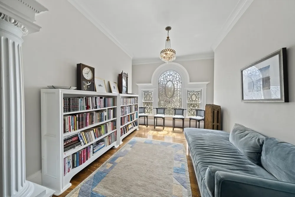 2 Florence St, Boston, MA 02131