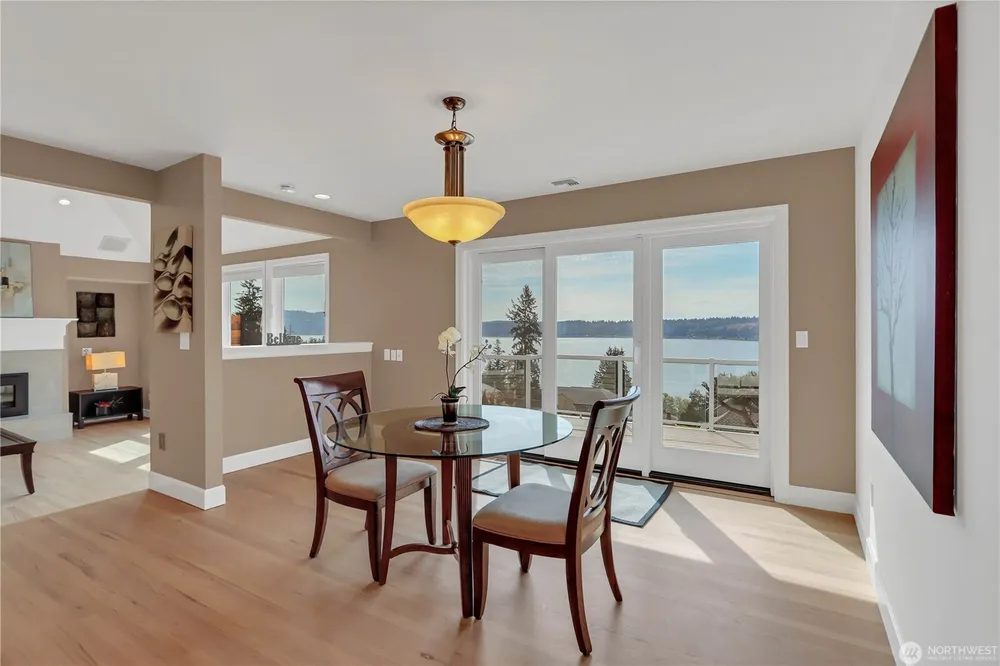 535 208th Ave NE, Sammamish, WA 98074