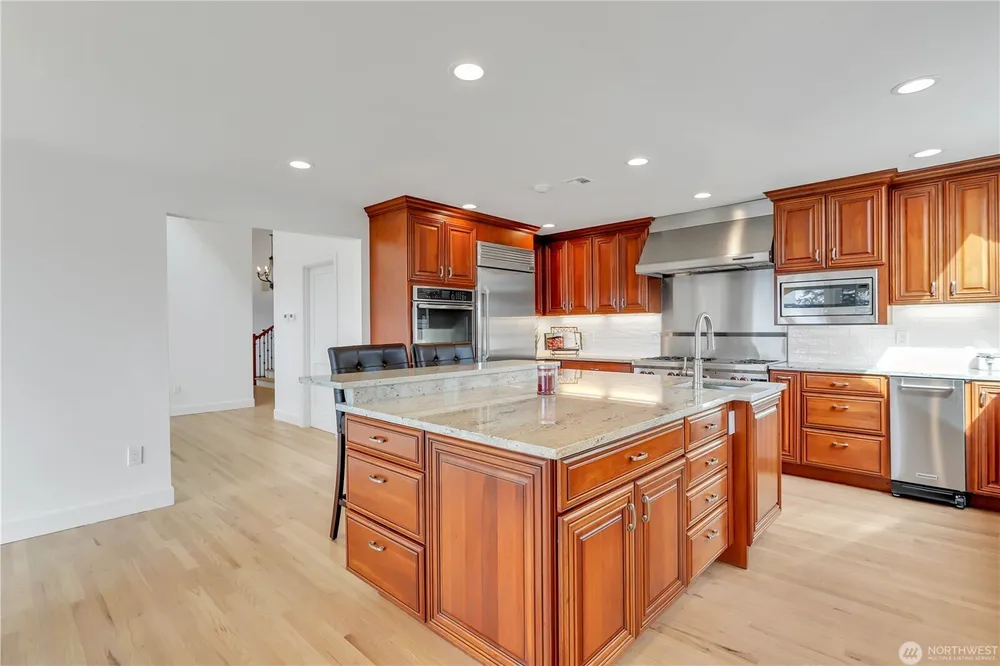 535 208th Ave NE, Sammamish, WA 98074
