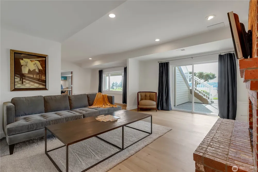 535 208th Ave NE, Sammamish, WA 98074