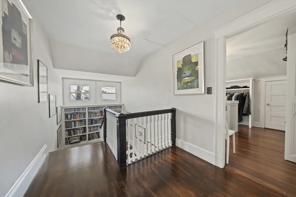 2 Florence St, Boston, MA 02131