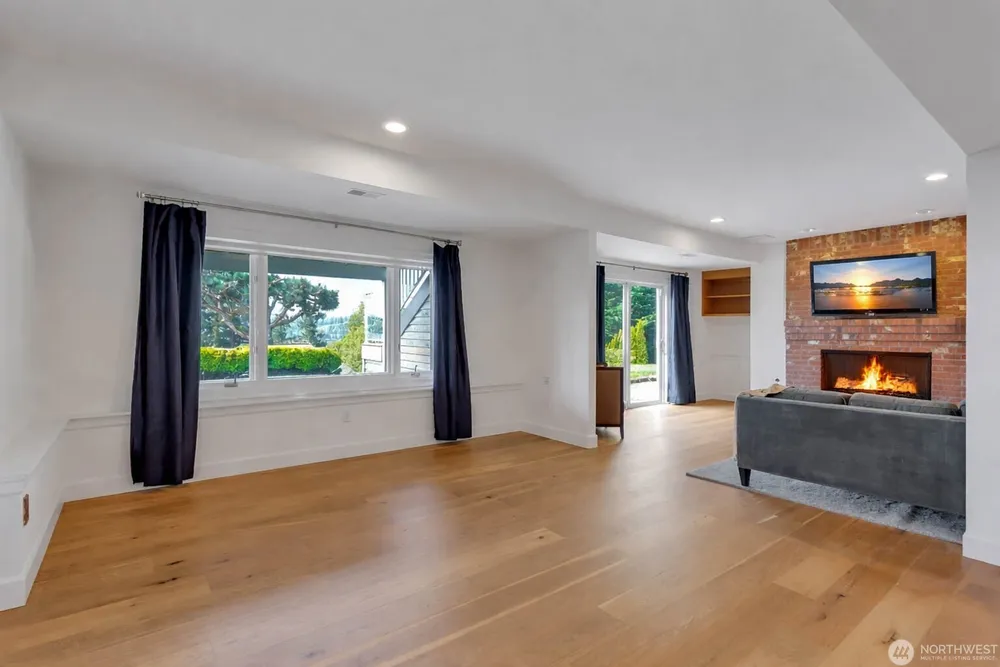 535 208th Ave NE, Sammamish, WA 98074