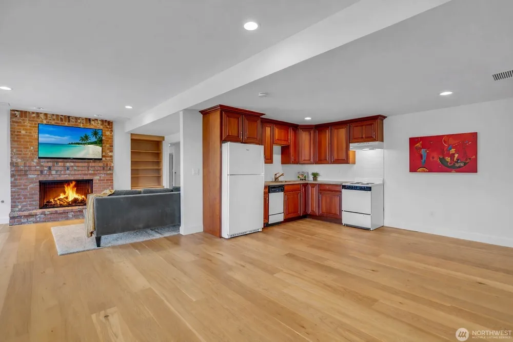 535 208th Ave NE, Sammamish, WA 98074