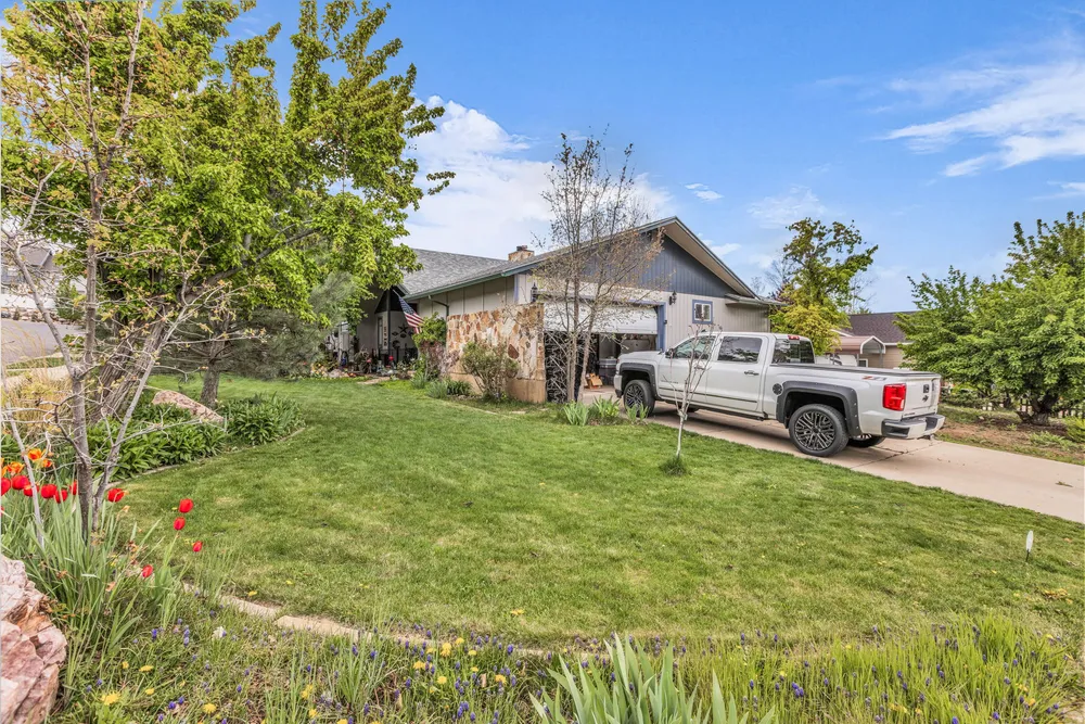 2047 N 1650 E, Layton, UT 84040