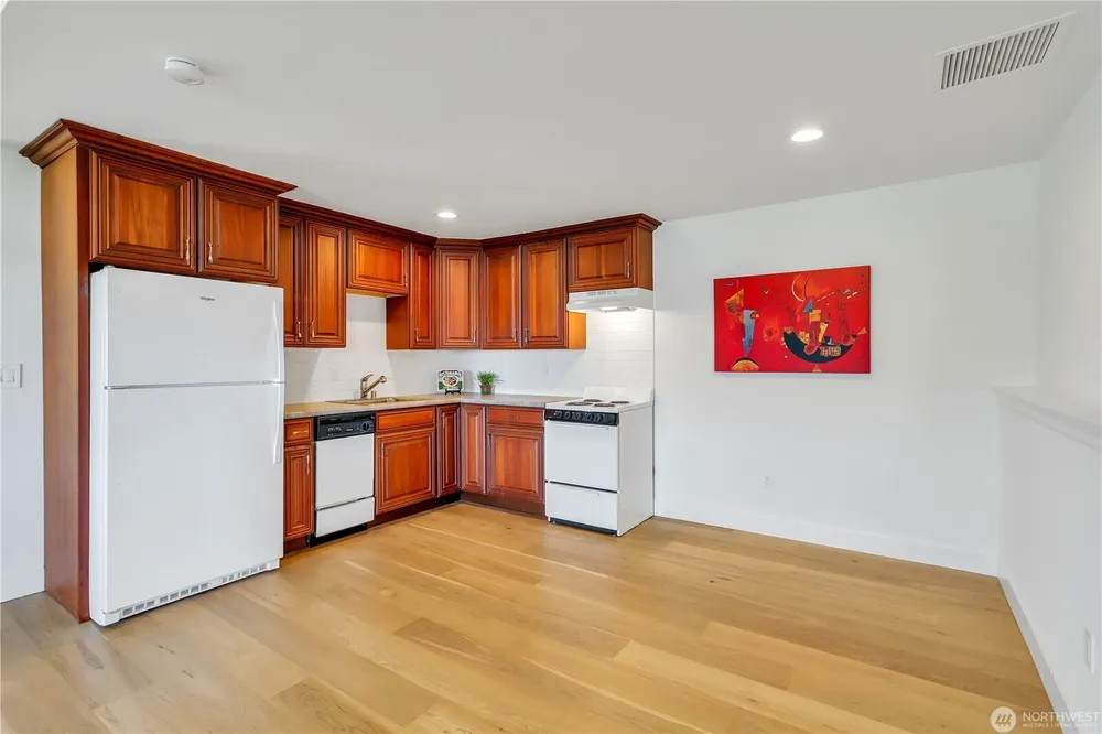 535 208th Ave NE, Sammamish, WA 98074