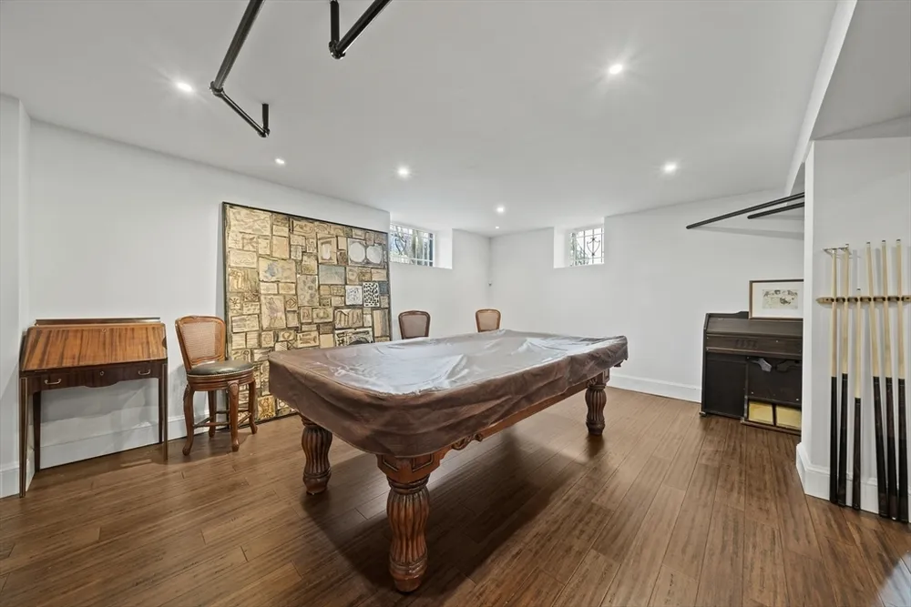 2 Florence St, Boston, MA 02131