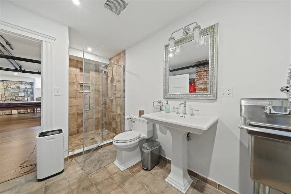 2 Florence St, Boston, MA 02131