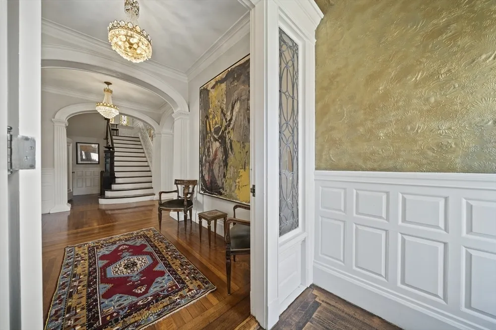 2 Florence St, Boston, MA 02131