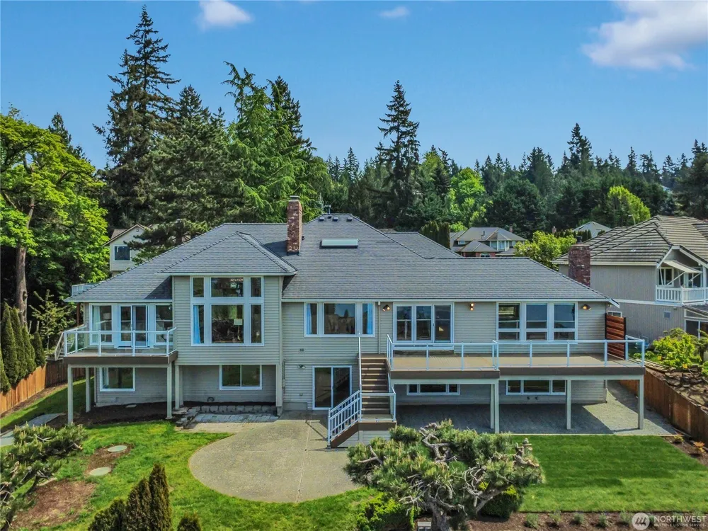 535 208th Ave NE, Sammamish, WA 98074