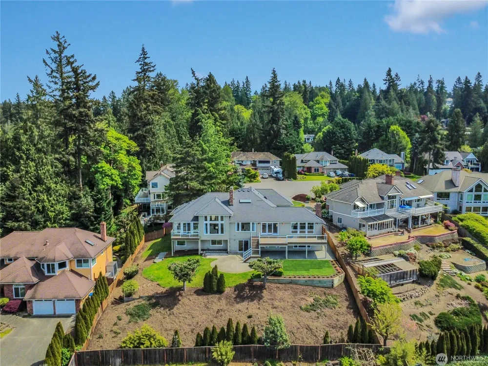 535 208th Ave NE, Sammamish, WA 98074