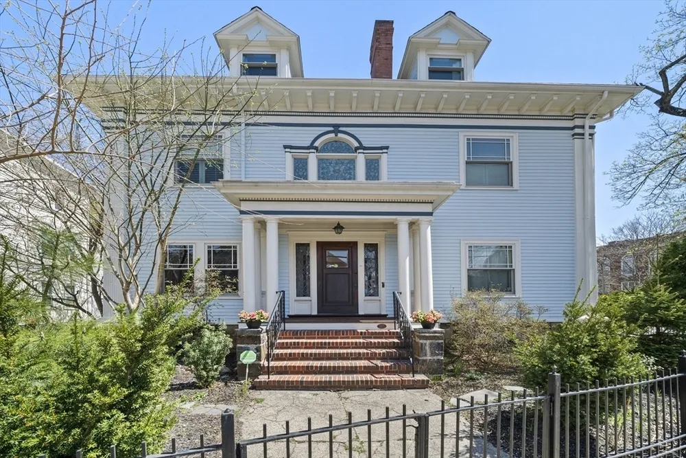 2 Florence St, Boston, MA 02131