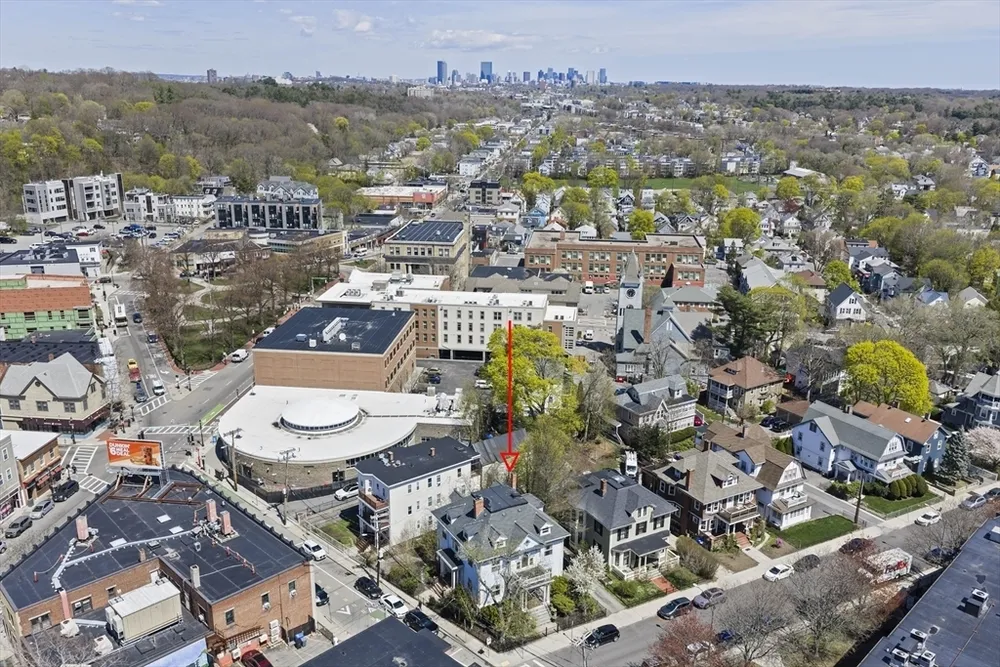 2 Florence St, Boston, MA 02131