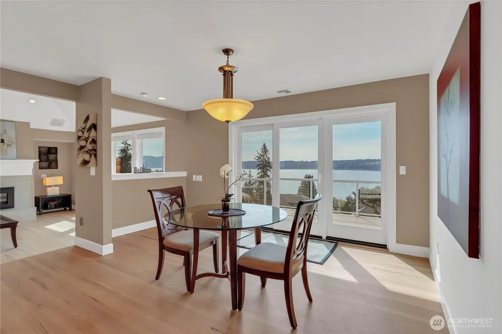 535 208th Ave NE, Sammamish, WA 98074
