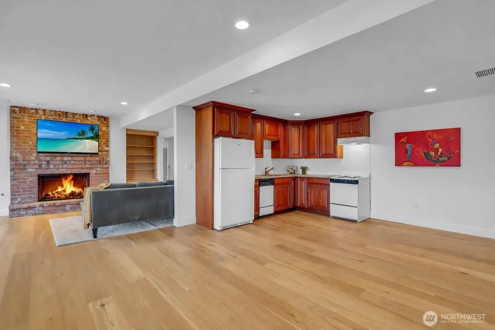 535 208th Ave NE, Sammamish, WA 98074